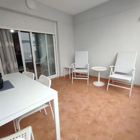 Апартаменты Casa Lilia Con Piscina Y Garaje *