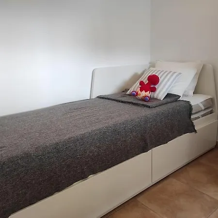 Casa Lilia Con Piscina Y Garaje Apartamento