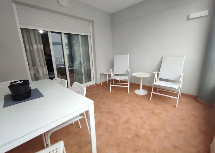 Daire Casa Lilia Con Piscina Y Garaje *